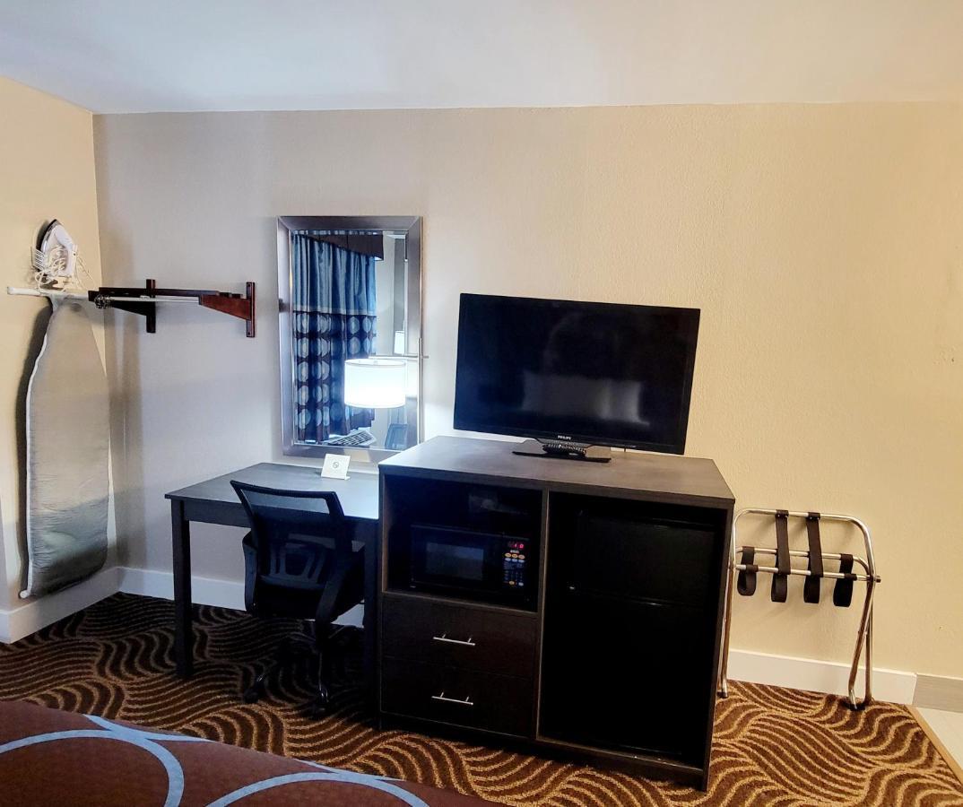 ซูเปอร์ 8 บาย วินด์แฮม แมเรียน นอร์ทแคโรไลนา Hotel ภายนอก รูปภาพ